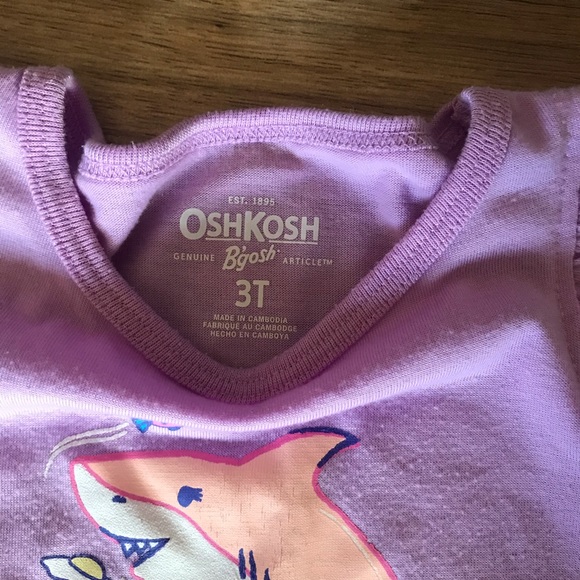 Toddler Girl’s Oshkosh Pajama Set - Picture 3 of 3